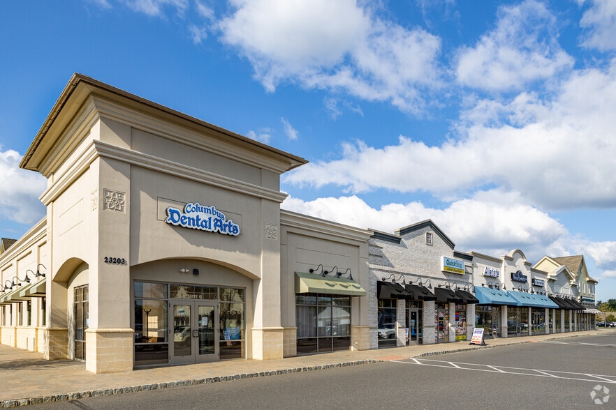 23201 Columbus Rd, Columbus, NJ à louer - Photo de l’immeuble – Image 1 sur 9