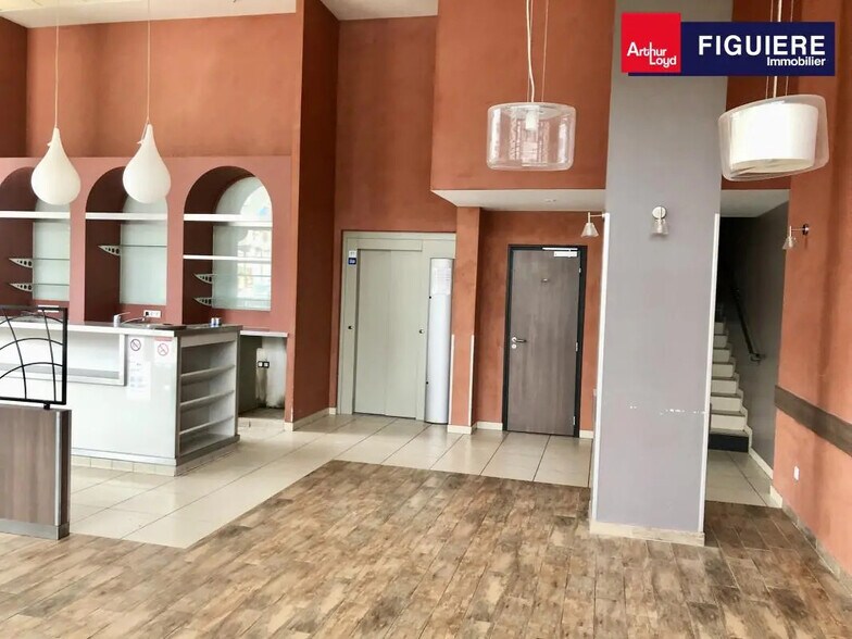 Place Jules Morgan, Salon-de-Provence à louer - Photo intérieure – Image 3 sur 10