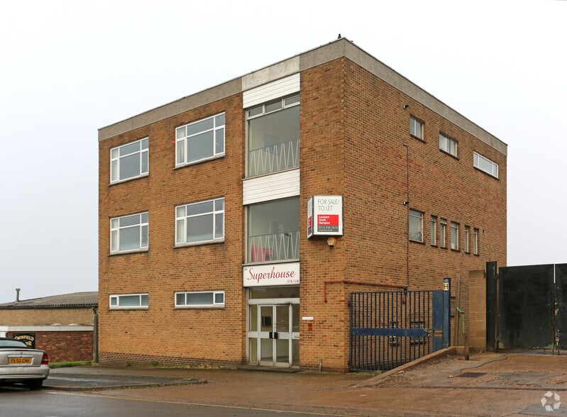 66 Commercial Sq, Leicester à louer - Photo de l’immeuble – Image 2 sur 2