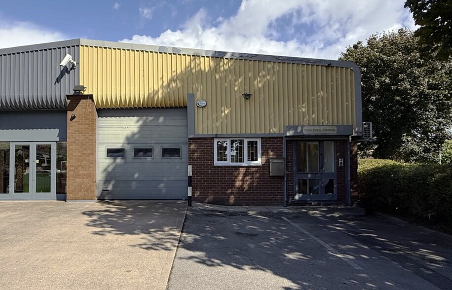 6 Oakfield Trading Estate, Altrincham à louer - Photo principale – Image 1 sur 1