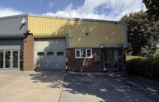 Plus de détails pour 6 Oakfield Trading Estate, Altrincham - Bureau à louer