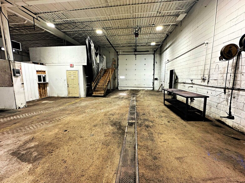 170 W 18th St, Waterloo, IA à louer - Photo de l’immeuble – Image 3 sur 11