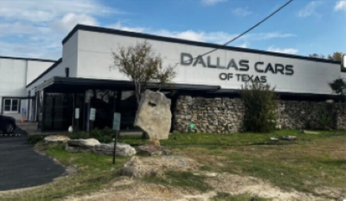 11616 Harry Hines Blvd, Dallas, TX à louer Photo de l’immeuble– Image 1 sur 11