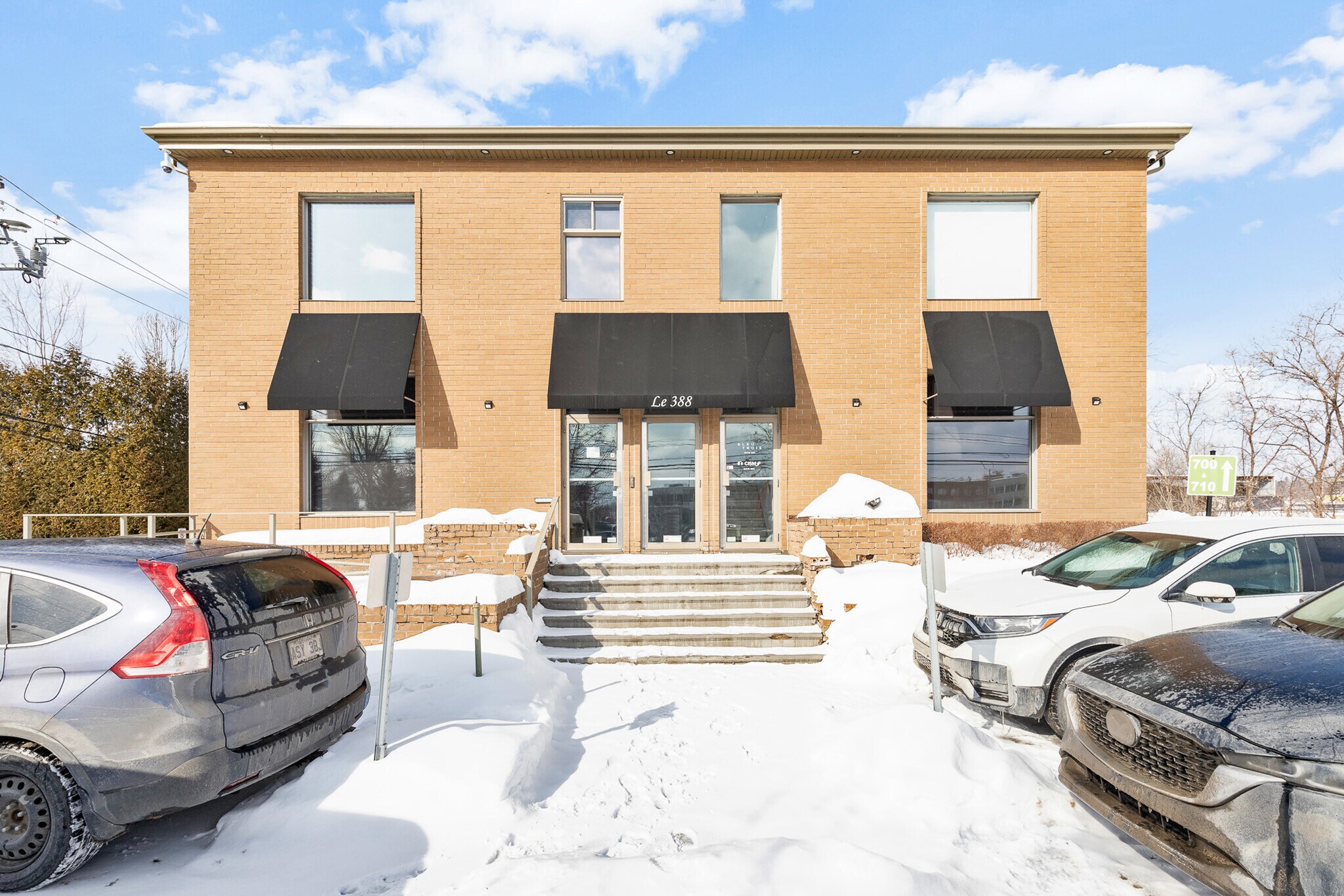 388 Rue Blainville E, Sainte-Thérèse, QC à louer Photo principale– Image 1 sur 6