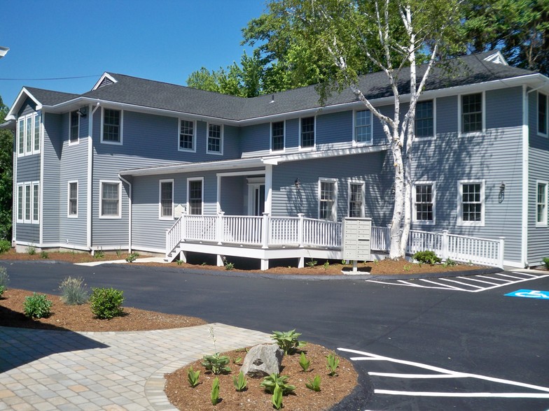 955 S Main St, Middletown, CT à louer - Photo de l’immeuble – Image 1 sur 6