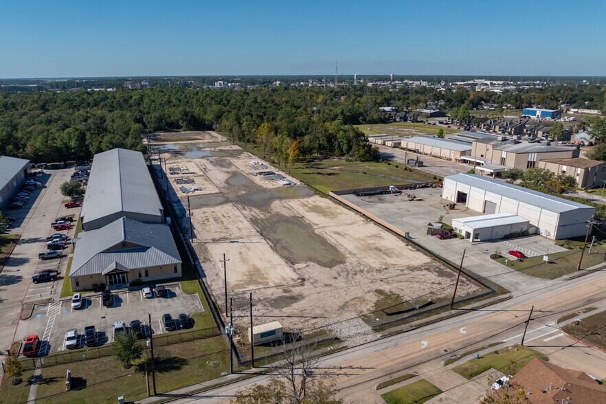 700 S Houston Ave, Humble, TX à vendre - Photo de la construction – Image 2 sur 8