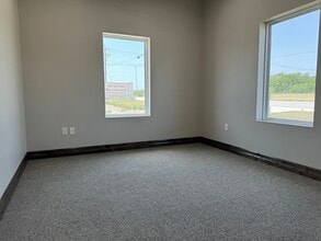 3400-3420 Basswood Blvd, Fort Worth, TX à louer Photo intérieure– Image 1 sur 7