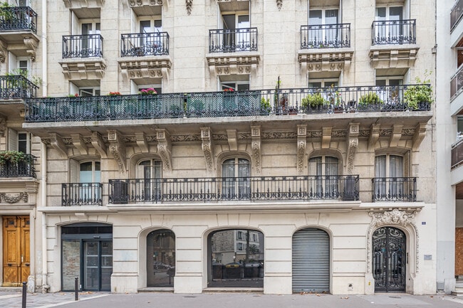 Plus de détails pour 151 Avenue Du Maine, Paris - Local commercial à louer
