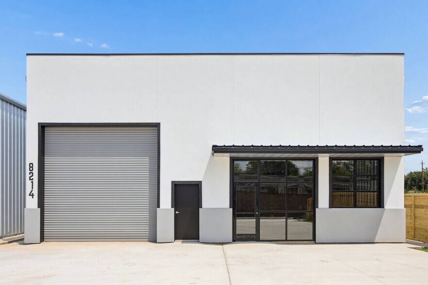 8218 Homestead Rd, Houston, TX à vendre - Photo de l’immeuble – Image 3 sur 12