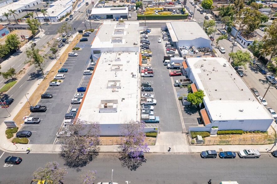 1st Street Retail/Commercial/Industrial portefeuille de 4 biens à vendre sur LoopNet.fr - Aérien – Image 3 sur 6