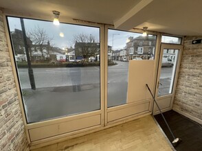 13 Devonshire Pl, Harrogate à louer Photo de l’immeuble– Image 2 sur 5