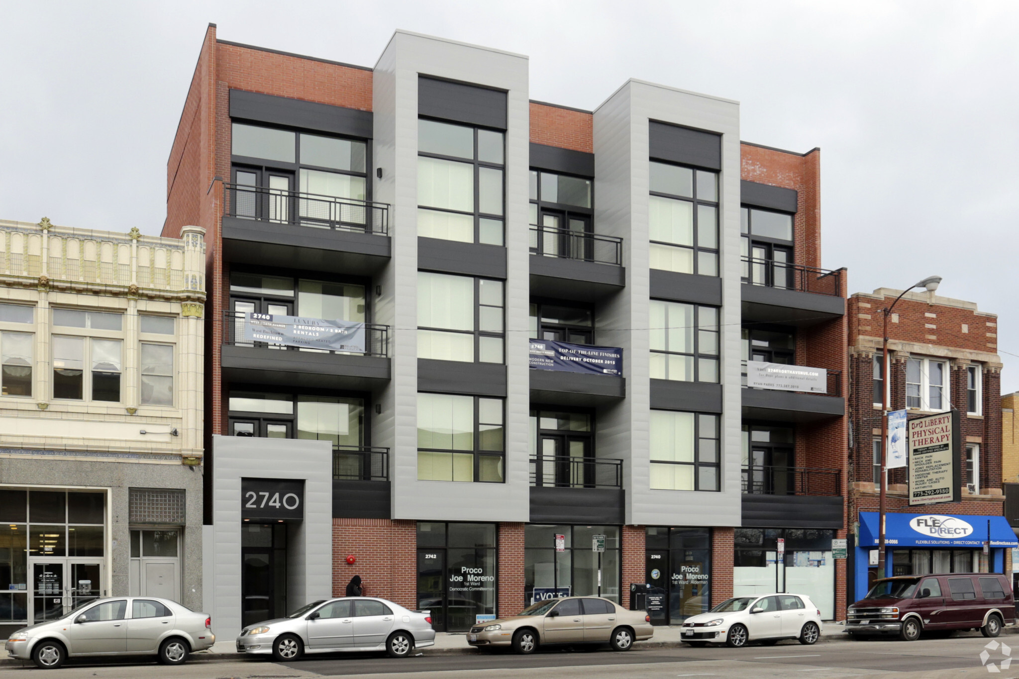 2740 W North Ave, Chicago, IL à louer Photo de l’immeuble– Image 1 sur 5