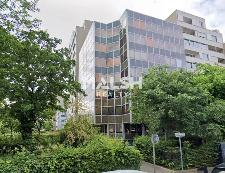 Bureau dans Villeurbanne à vendre - Photo de l’immeuble – Image 1 sur 18