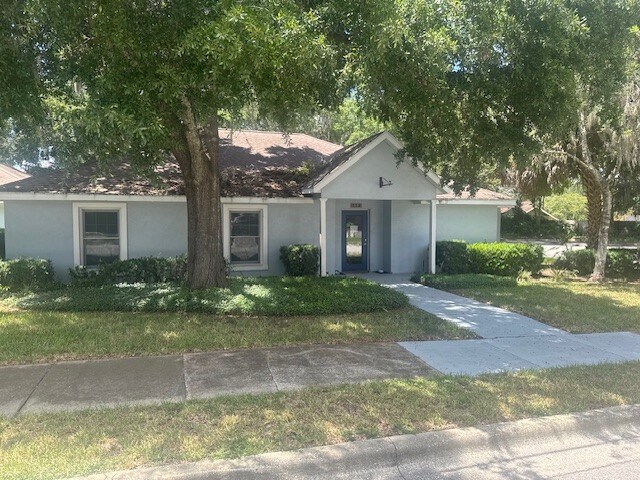112 NE Sanchez Ave, Ocala, FL à louer - Photo de l’immeuble – Image 3 sur 6