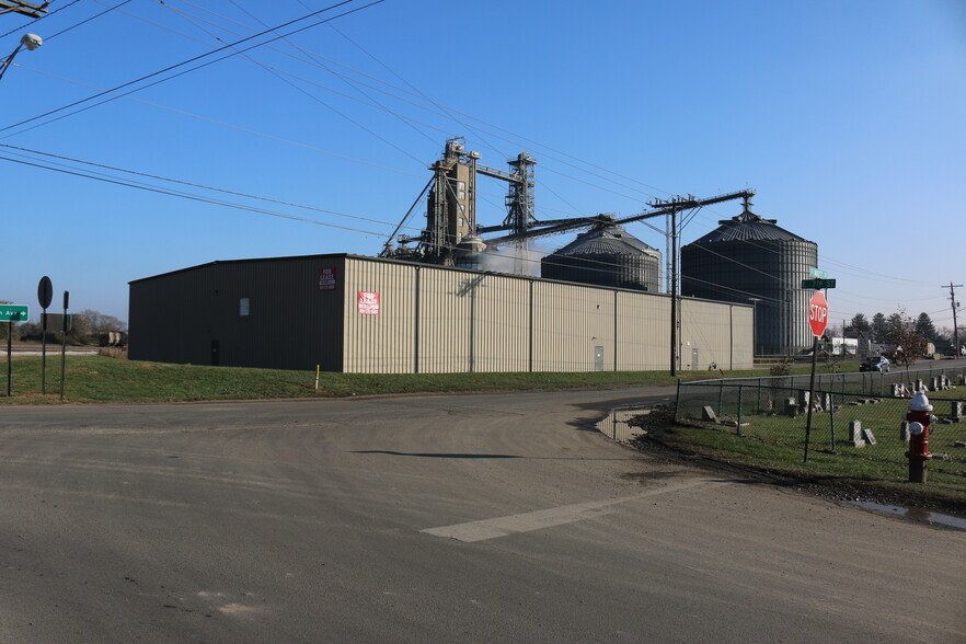221 S Watt St, Chillicothe, OH à louer - Photo de l’immeuble – Image 1 sur 3
