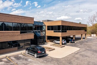 Plus de détails pour 43902 Woodward Ave, Bloomfield Hills, MI - Bureau à louer