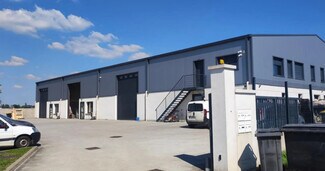 Plus de détails pour Bureau, Local d'activités à louer