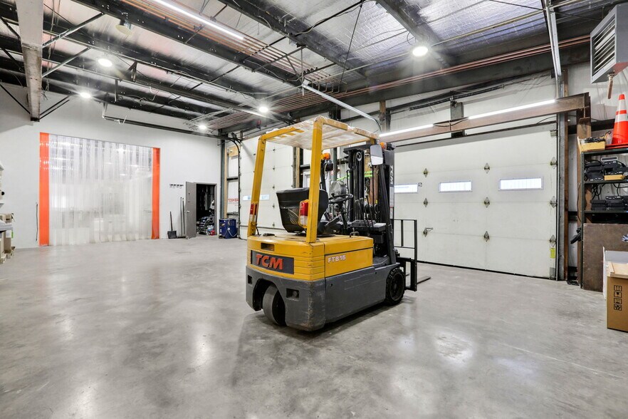 230 N Plank Rd, Newburgh, NY à louer - Photo de l’immeuble – Image 3 sur 10