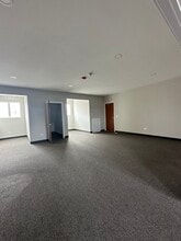 207 E Church St, Sandwich, IL à louer Photo intérieure– Image 2 sur 6