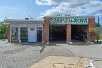 Plus de détails pour 99 Wolcott Rd, Levittown, NY - Local commercial à vendre