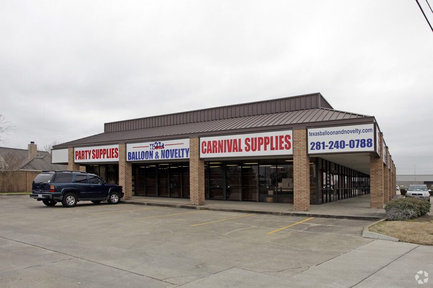 4611-4711 S Main St, Stafford, TX à louer - Photo de l’immeuble – Image 3 sur 7