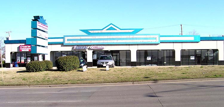 2215 NW Cache Rd, Lawton, OK à louer - Photo principale – Image 1 sur 14