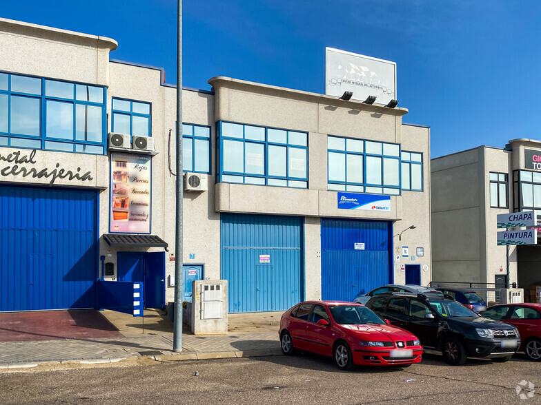 Industriel/Logistique dans Arroyomolinos, Madrid à vendre - Photo principale – Image 1 sur 27