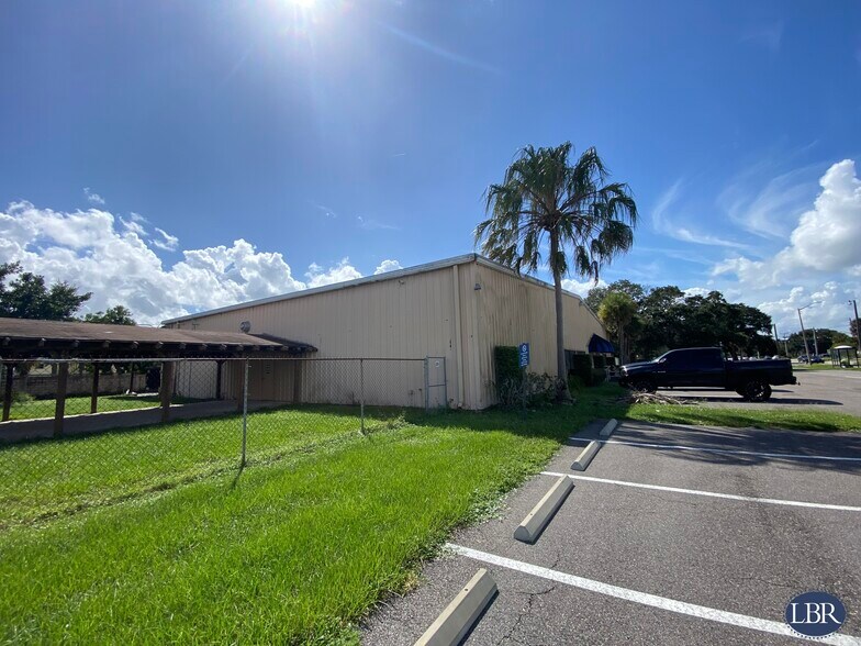 187 Barton Blvd, Rockledge, FL à louer - Photo de l’immeuble – Image 3 sur 4