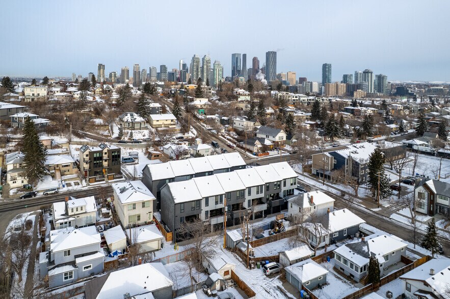 903 17 Av SE, Calgary, AB à louer - Aérien – Image 2 sur 2