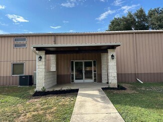 Plus de détails pour 400 Uhland Rd, San Marcos, TX - Bureau à louer