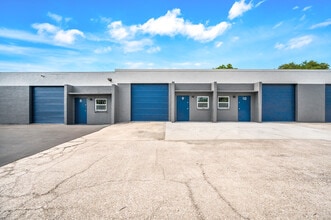 12950 58th St N, Clearwater, FL à louer Photo intérieure– Image 1 sur 6