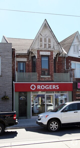1461 Dundas St W, Toronto, ON à louer - Photo de l’immeuble – Image 2 sur 4