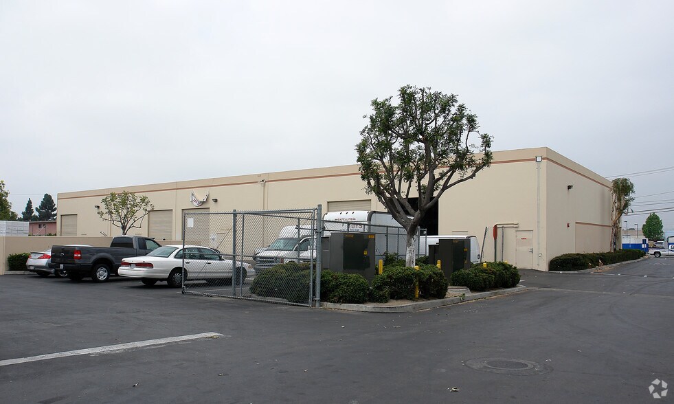 12600 Westminster Ave, Garden Grove, CA à vendre - Photo de l’immeuble – Image 3 sur 10