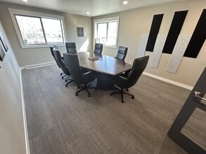 2931 Union St, East Troy, WI à louer Photo intérieure– Image 1 sur 4