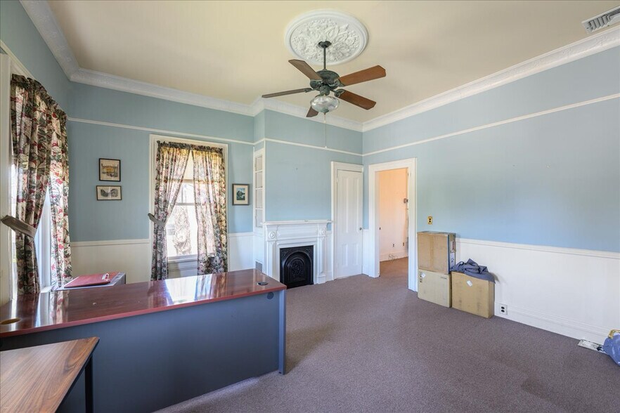139 N Ocean Ave, Patchogue, NY à louer - Photo de l’immeuble – Image 2 sur 19
