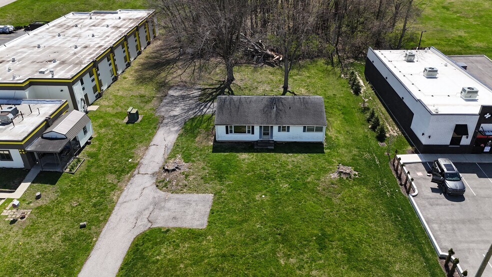 3731 E Market St, Logansport, IN à vendre - Photo principale – Image 1 sur 6
