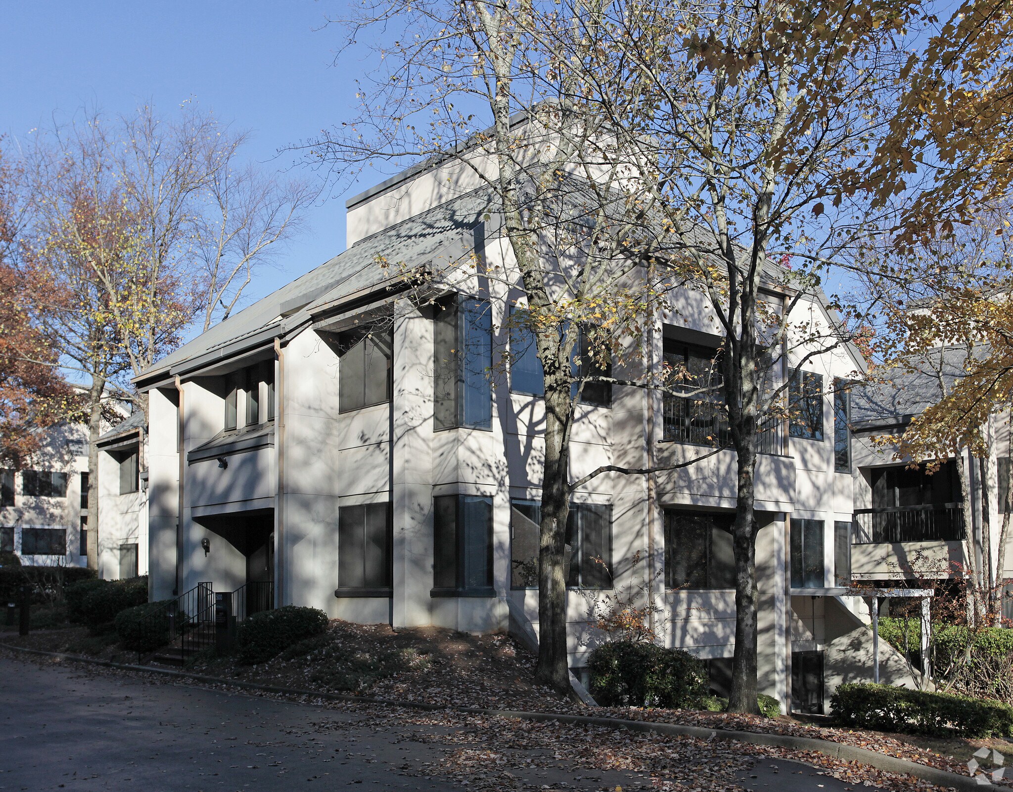 2255 Cumberland Pky SE, Atlanta, GA à louer Photo principale– Image 1 sur 32