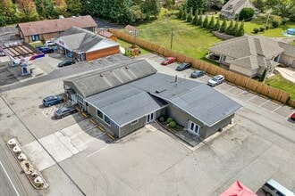 3664 Colonial Ave, Cave Spring, VA à louer Photo intérieure– Image 1 sur 25