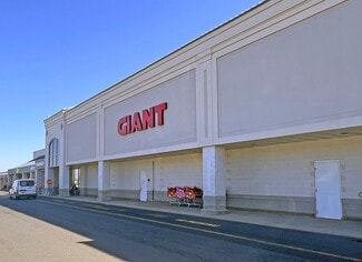 Plus de détails pour 870 N US Highway 15 N., Dillsburg, PA - Local commercial à louer