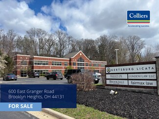Plus de détails pour 600 E Granger Rd, Cleveland, OH - Bureau à vendre