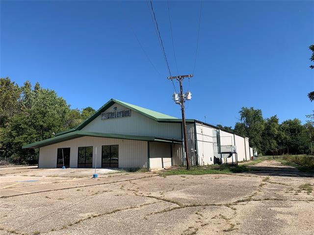 713 N 2nd St, Stilwell, OK à vendre - Photo de l’immeuble – Image 3 sur 28