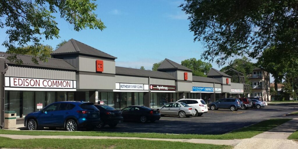 1200-1212 Rothesay St, Winnipeg, MB à louer Photo de l’immeuble– Image 1 sur 2