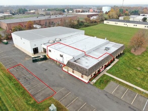 30 Industrial Dr, Warminster Township, PA à louer Photo intérieure– Image 2 sur 4