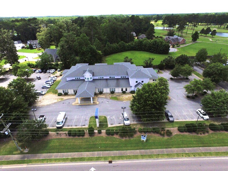 1503 N Road St, Elizabeth City, NC à louer - Photo de l’immeuble – Image 1 sur 1