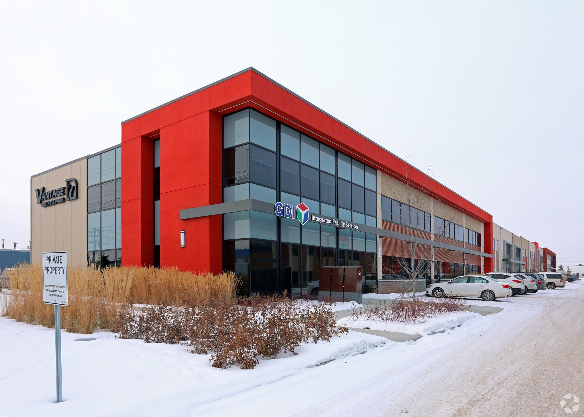 14560-14588 116th Ave NW, Edmonton, AB à louer Photo principale– Image 1 sur 3