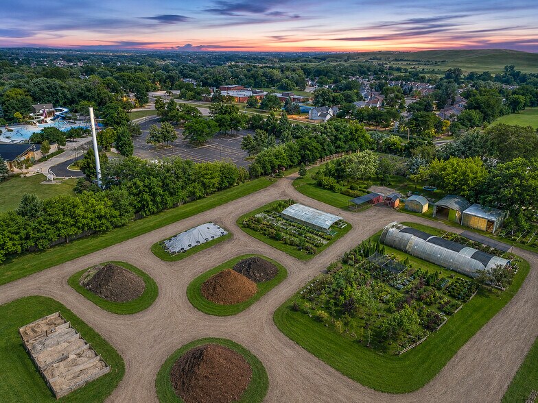 5591 County Farm Rd, Bartlett, IL à vendre - Photo de l’immeuble – Image 3 sur 28
