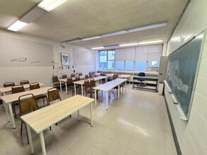 690 Boul Crémazie E, Montréal, QC à louer Photo intérieure– Image 1 sur 2