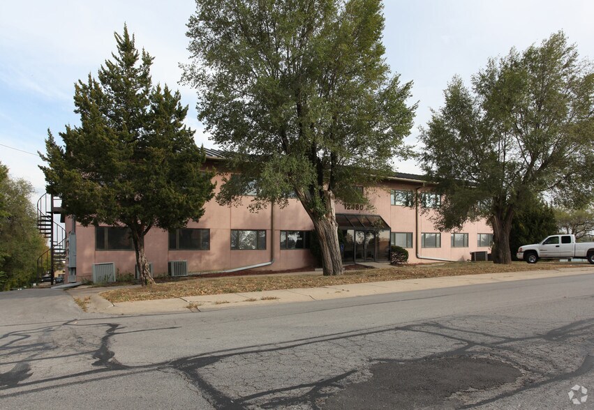 12480 W 62nd Ter, Shawnee, KS à louer - Photo de l’immeuble – Image 3 sur 15