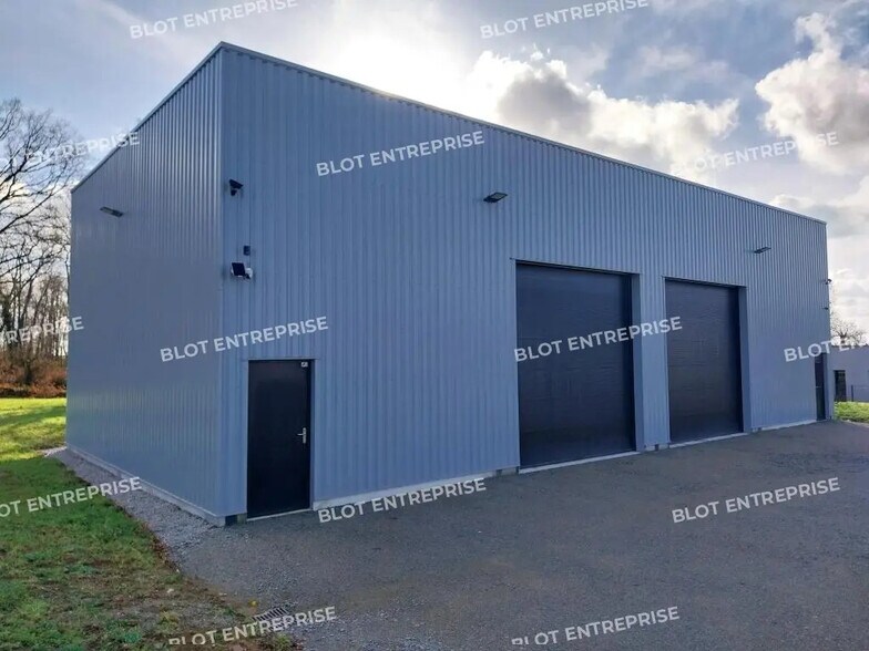 Local d’activités dans Guer à louer - Photo de l’immeuble – Image 2 sur 5