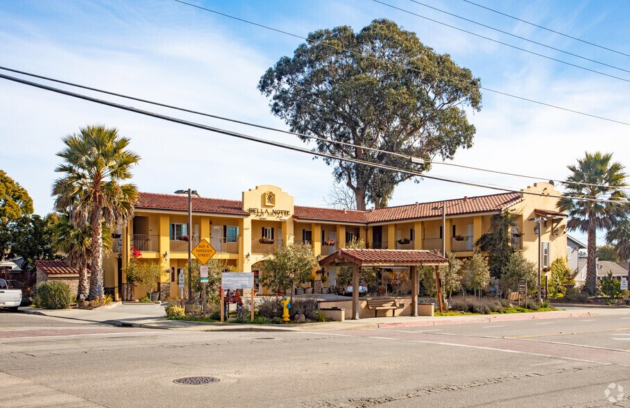 21305 E Cliff Dr, Santa Cruz, CA à vendre - Photo de l’immeuble – Image 2 sur 19
